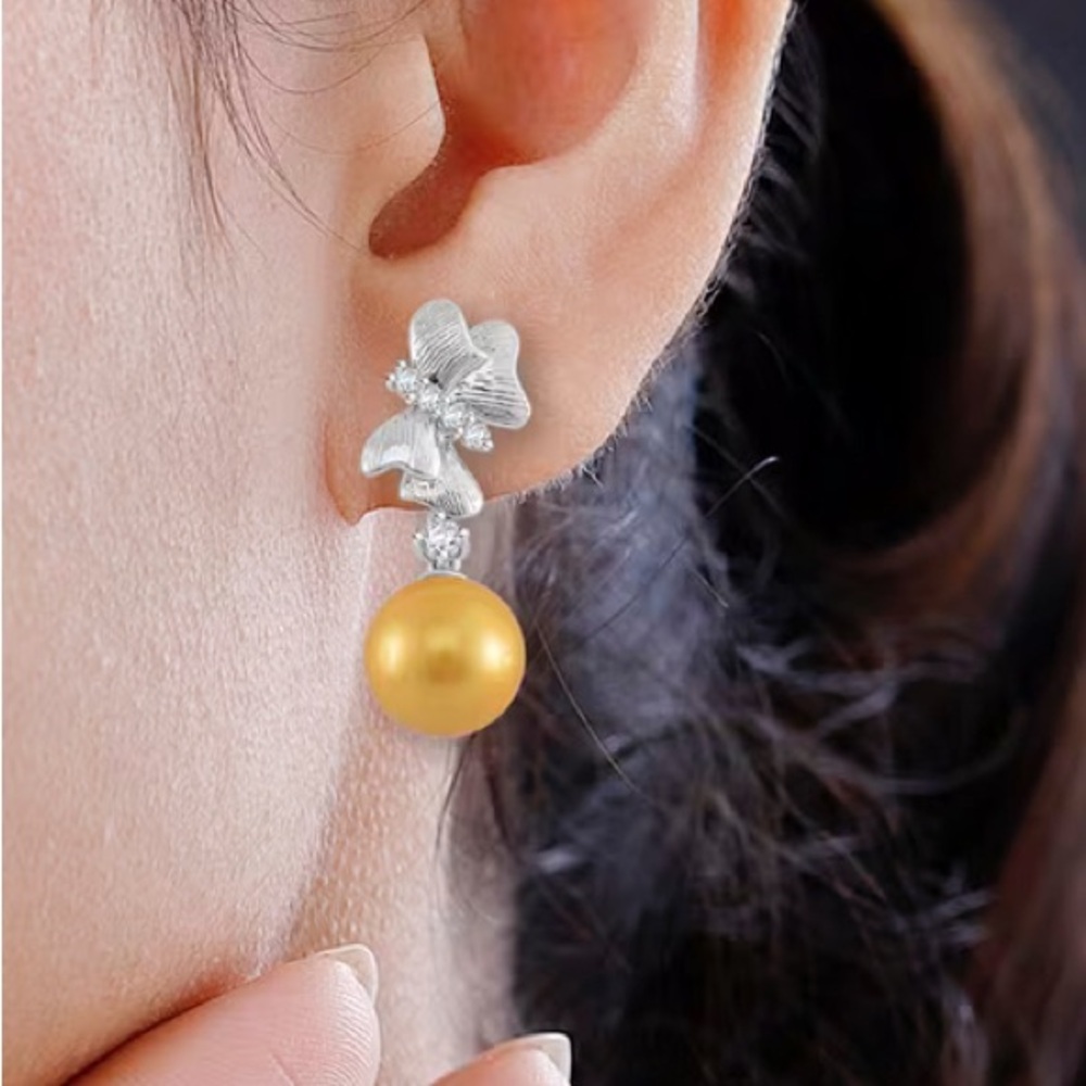 Golden Shell Pearl and Simulated Diamond 0.80 ctw Earrings  with Steel Push Back